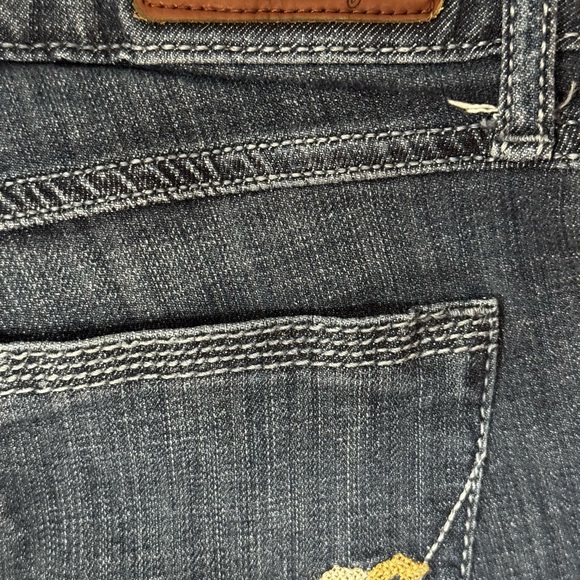 Wrangler Dark Blue Skinny Leg Jeans with Pink Stitching - Picture 5 of 8